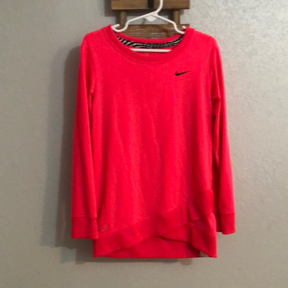 Girl’s Nike DRI-FIT Long sleeve shirt